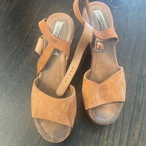 Used condition Steve Madden wedges